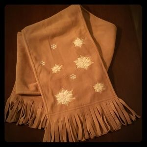 Women scarf